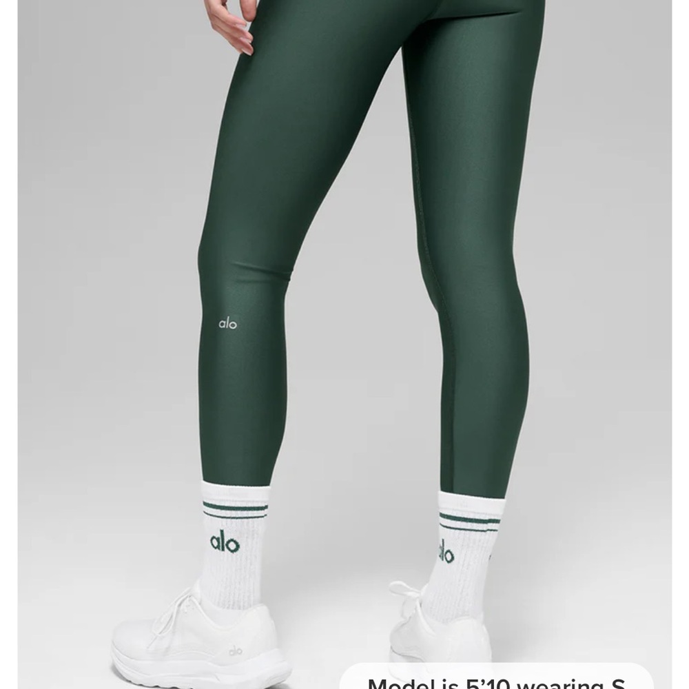 ALO Yoga Leggings - Picture 2 of 3